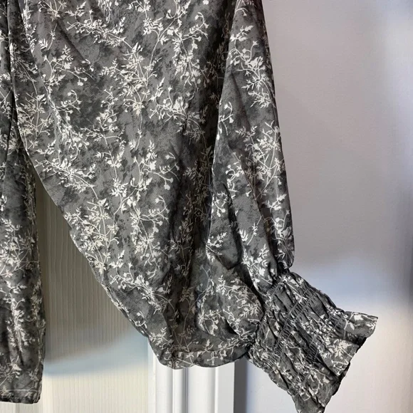 Grade & Gather Cottagecore Floral Sheer Blouse Grey Taupe Ruffle Long Sleeve L - Picture 5 of 10